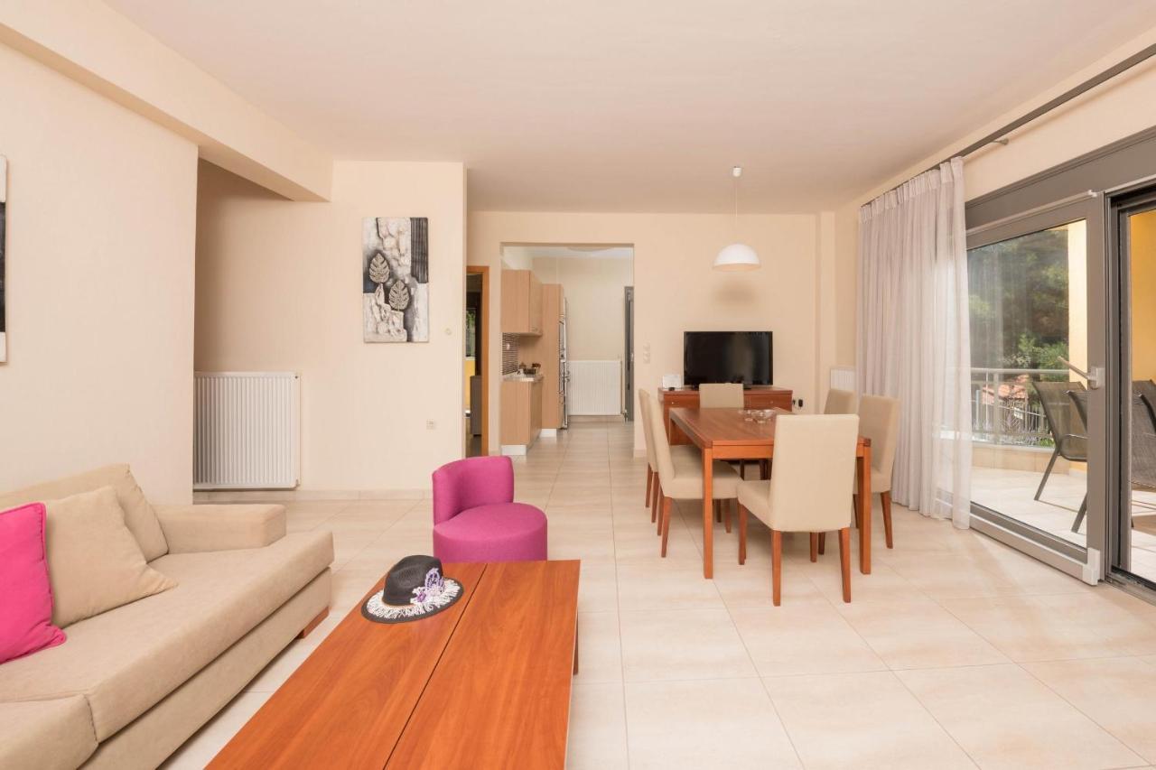 Louloudis Pool Villa Skala Rachoni  外观 照片