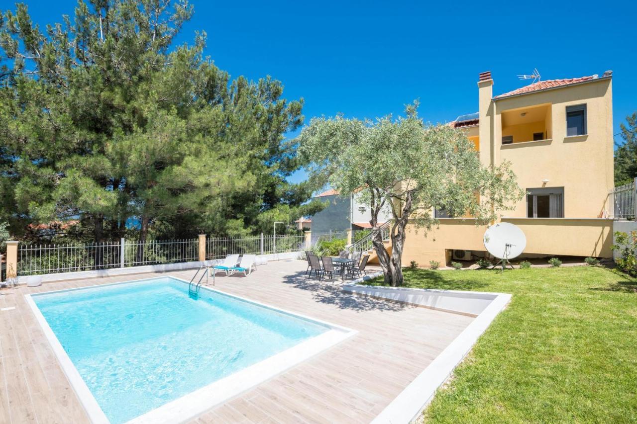 Louloudis Pool Villa Skala Rachoni  外观 照片